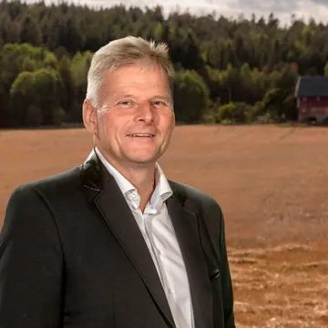 Bjørn Fosby, Eiendomsmegler MNEF