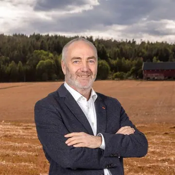 Terje Hvidsten, Eiendomsmegler